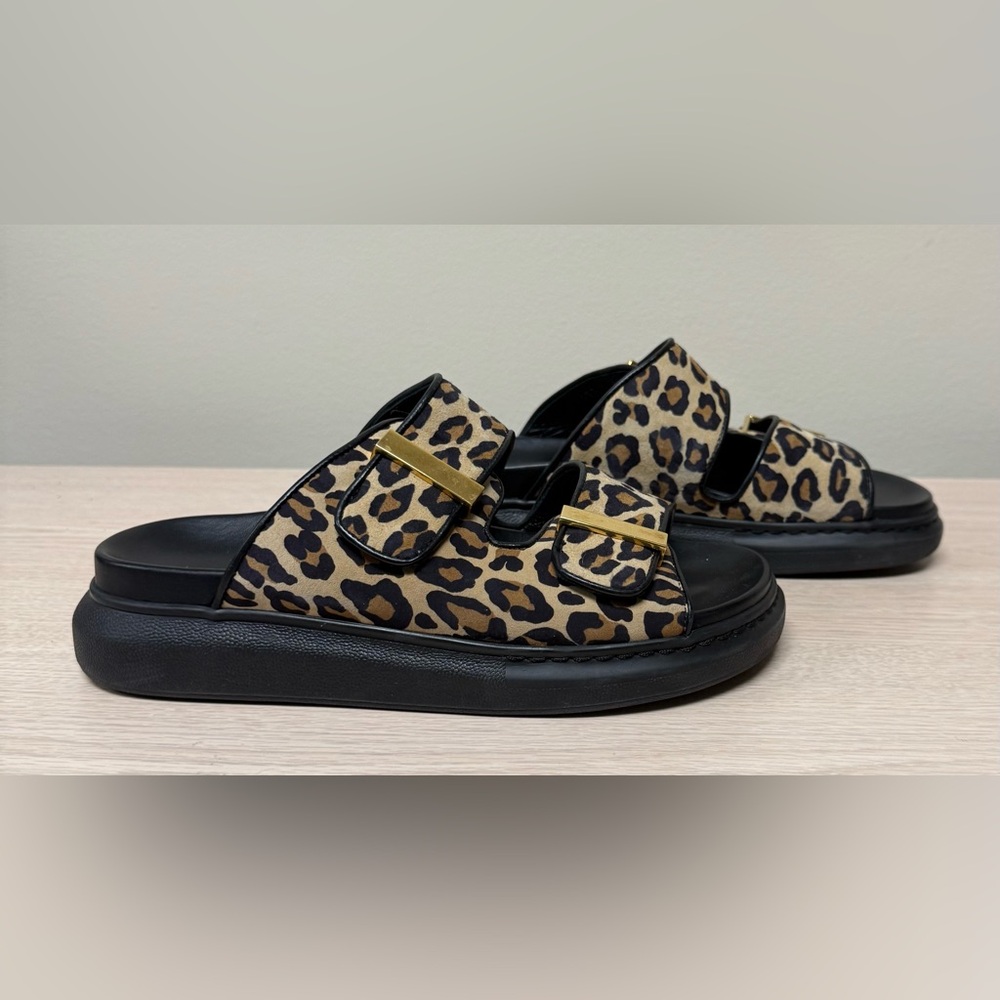Alexander McQueen Cheeta Leather Slides, Size 37 (US 7,) EUC, Authenticated - Picture 2 of 14